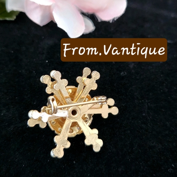 ❄️🔵 CORO Sapphire w/ Crystal & Pearl Snowflake Brooch / Pin 🧷 - Picture 2 of 5